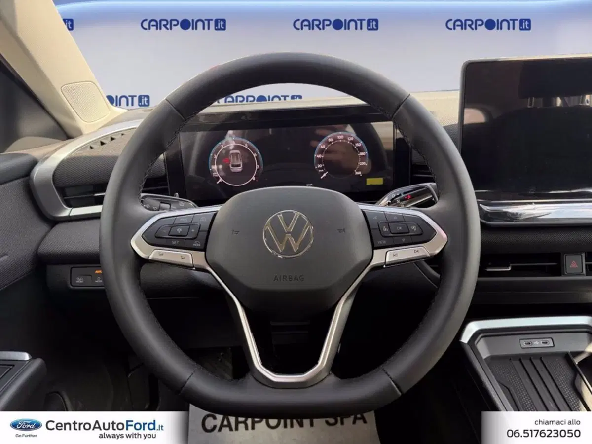 Volkswagen T-Roc nuova a Roma (12)