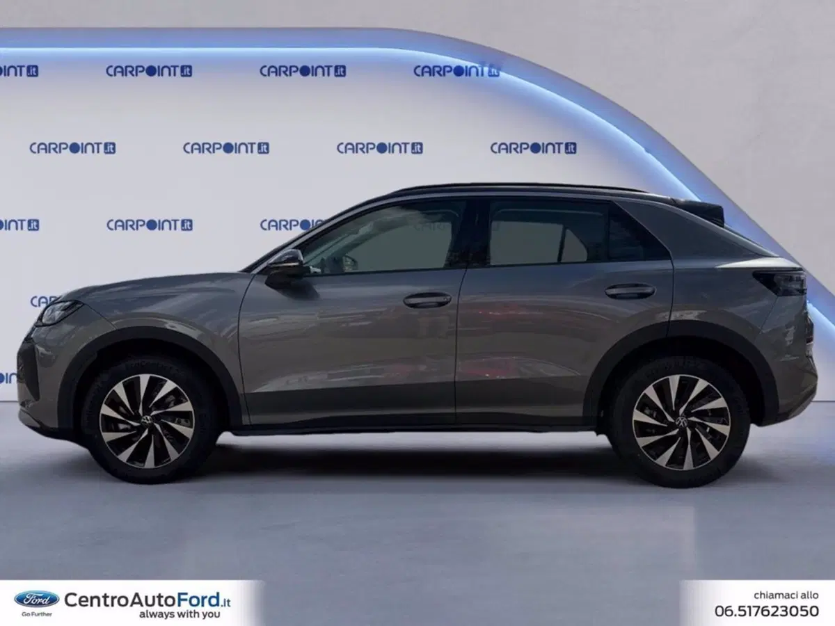 Volkswagen T-Roc nuova a Roma (2)