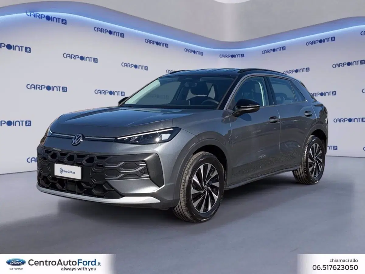 Volkswagen T-Roc nuova a Roma