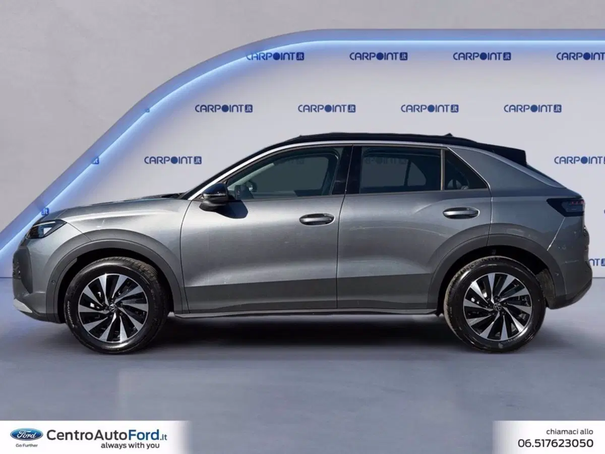 Volkswagen T-Roc nuova a Roma (2)