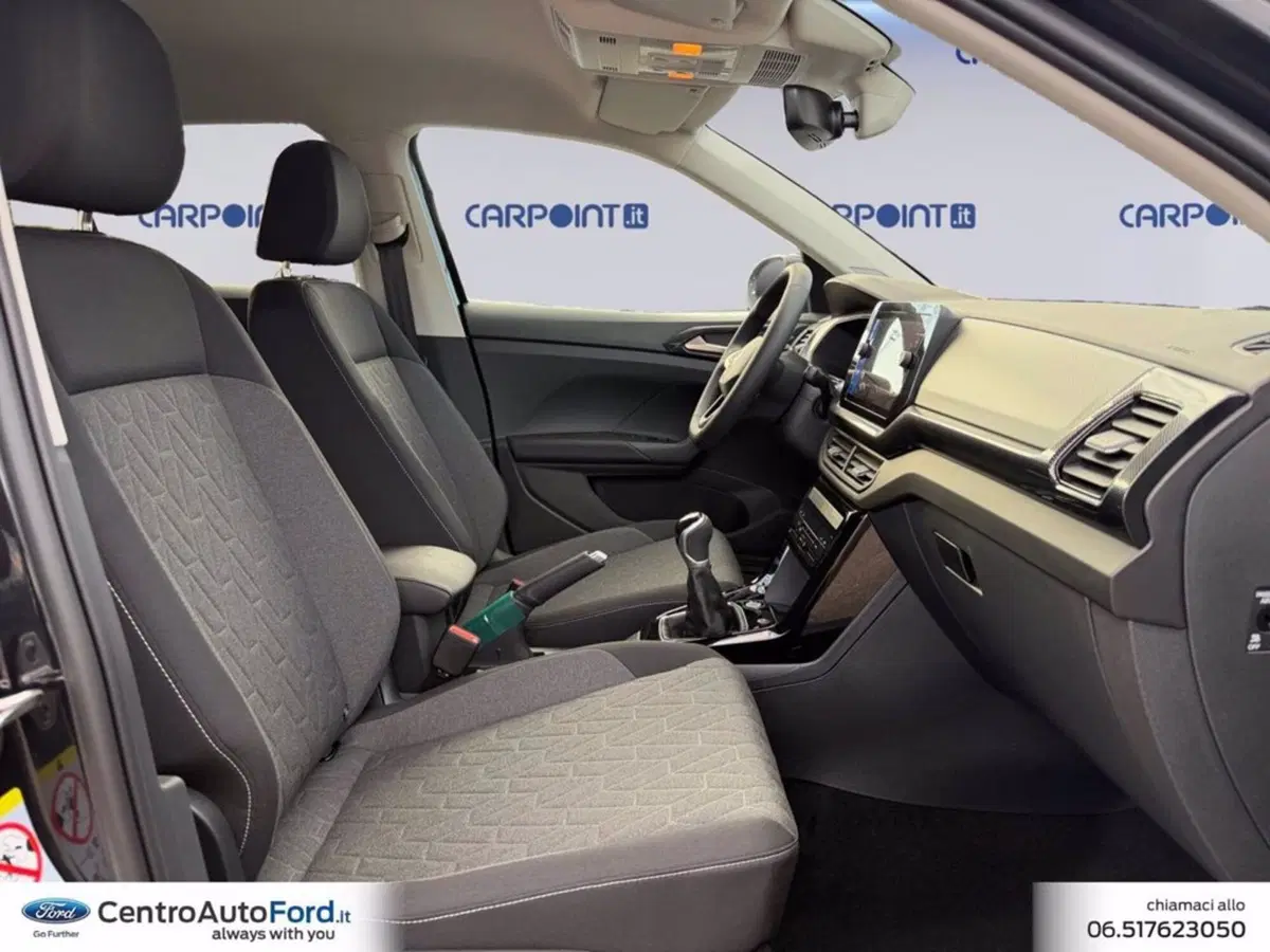 Volkswagen T-Cross nuova a Roma (15)