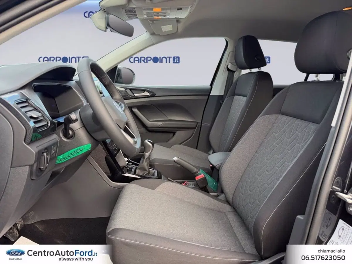 Volkswagen T-Cross nuova a Roma (9)