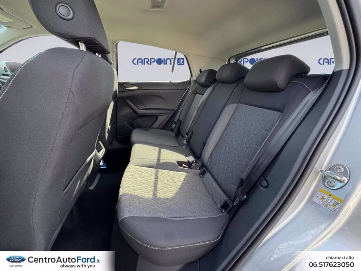 Volkswagen T-Cross nuova a Roma (13)