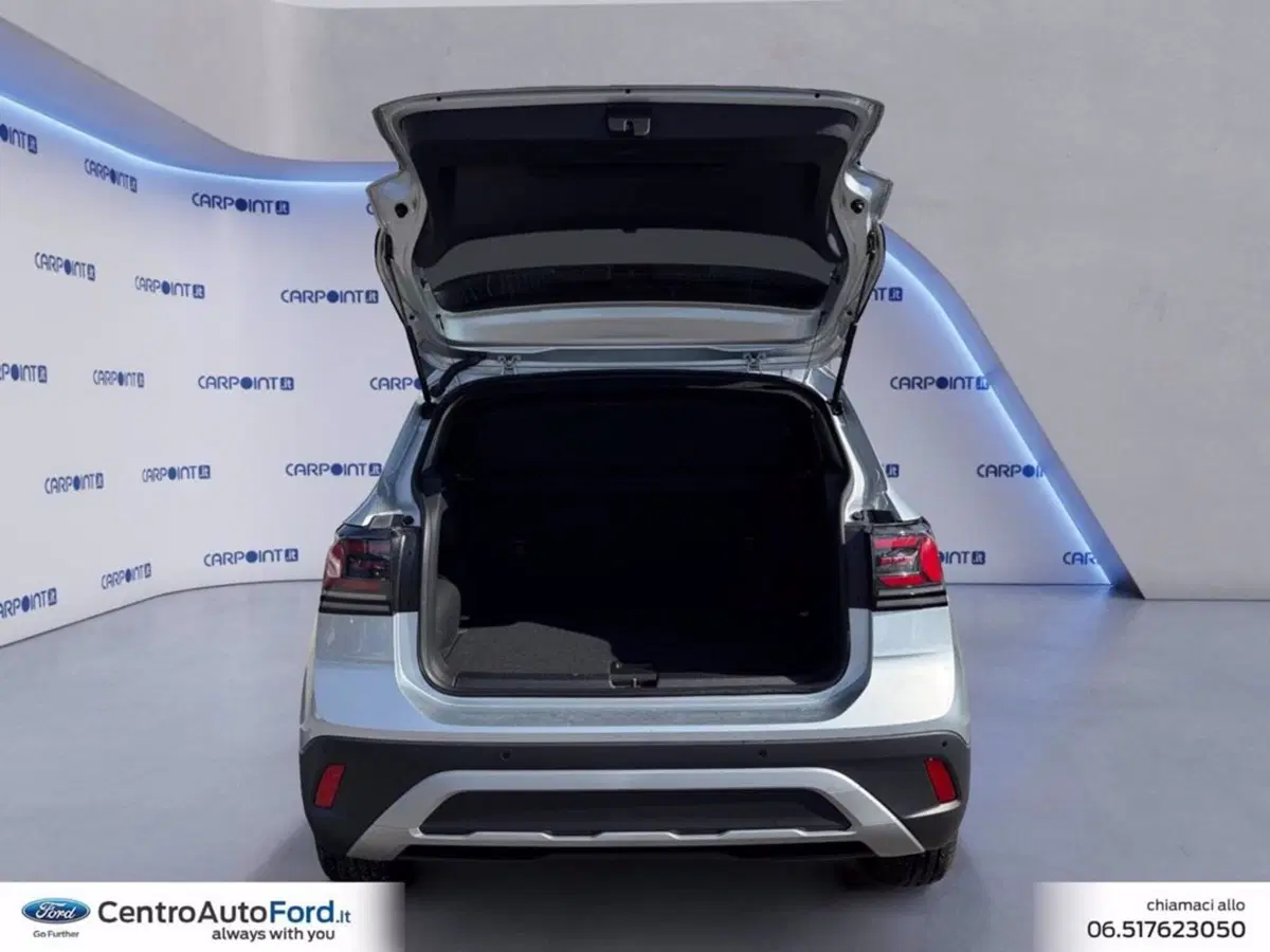 Volkswagen T-Cross nuova a Roma (17)