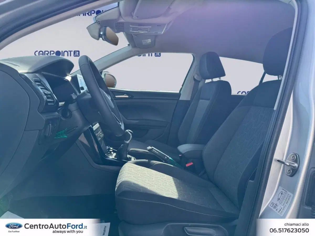Volkswagen T-Cross nuova a Roma (9)