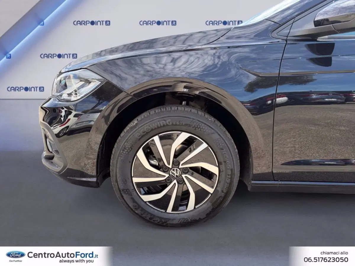 Volkswagen Polo nuova a Roma (14)
