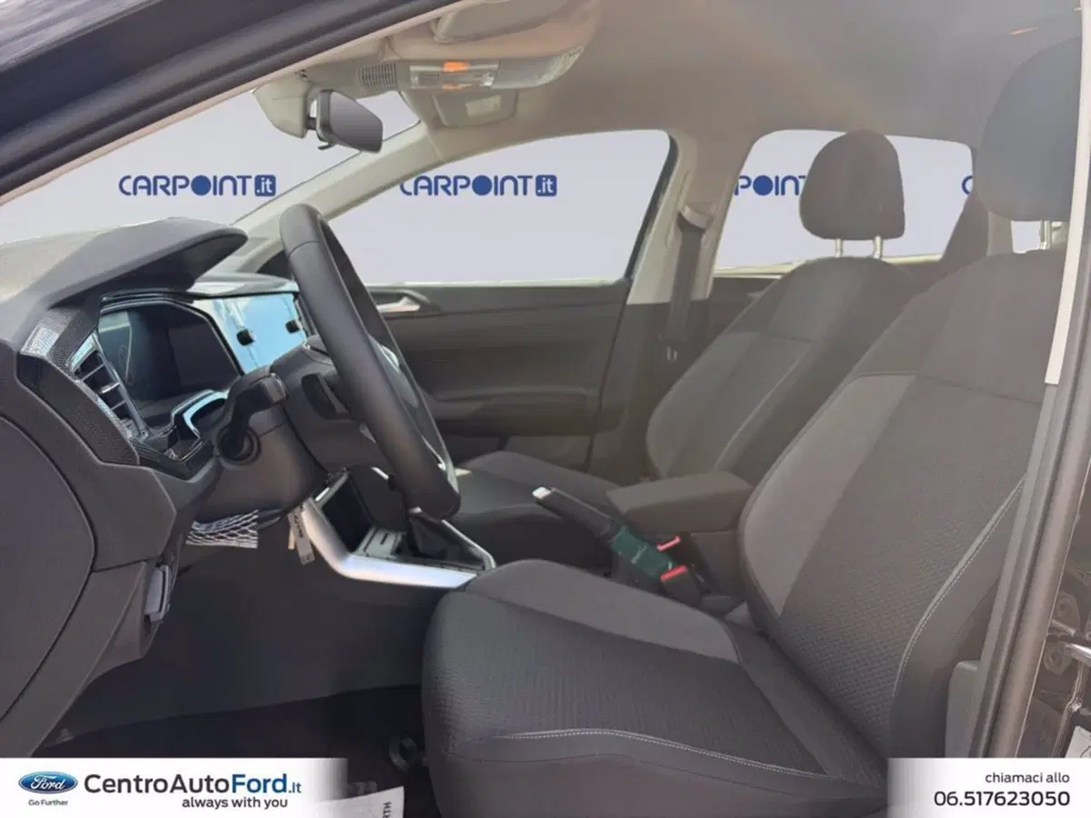 Volkswagen Polo nuova a Roma (9)