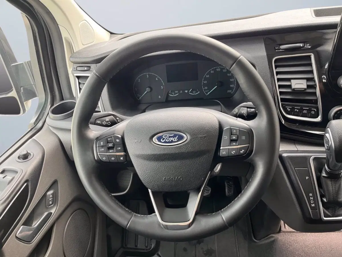 Ford Transit Custom Furgone usata a Milano (11)
