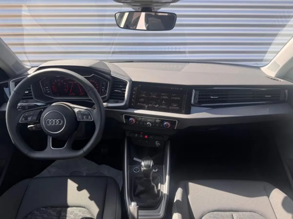 Audi A1 Sportback nuova a Treviso (4)