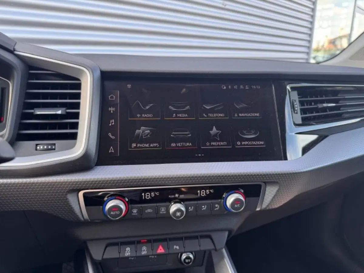 Audi A1 allstreet nuova a Treviso (6)