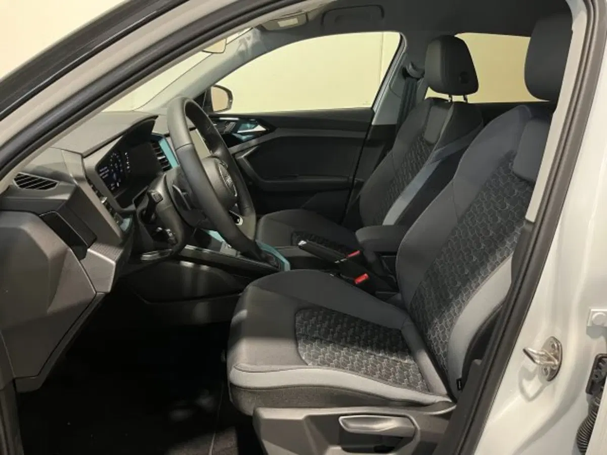 Audi A1 allstreet nuova a Treviso (11)