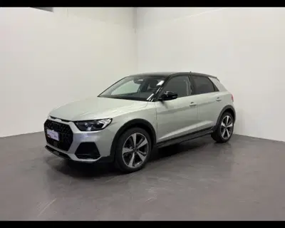Audi A1 allstreet 30 1.0 tfsi Identity Contrast 116cv nuova a Conegliano
