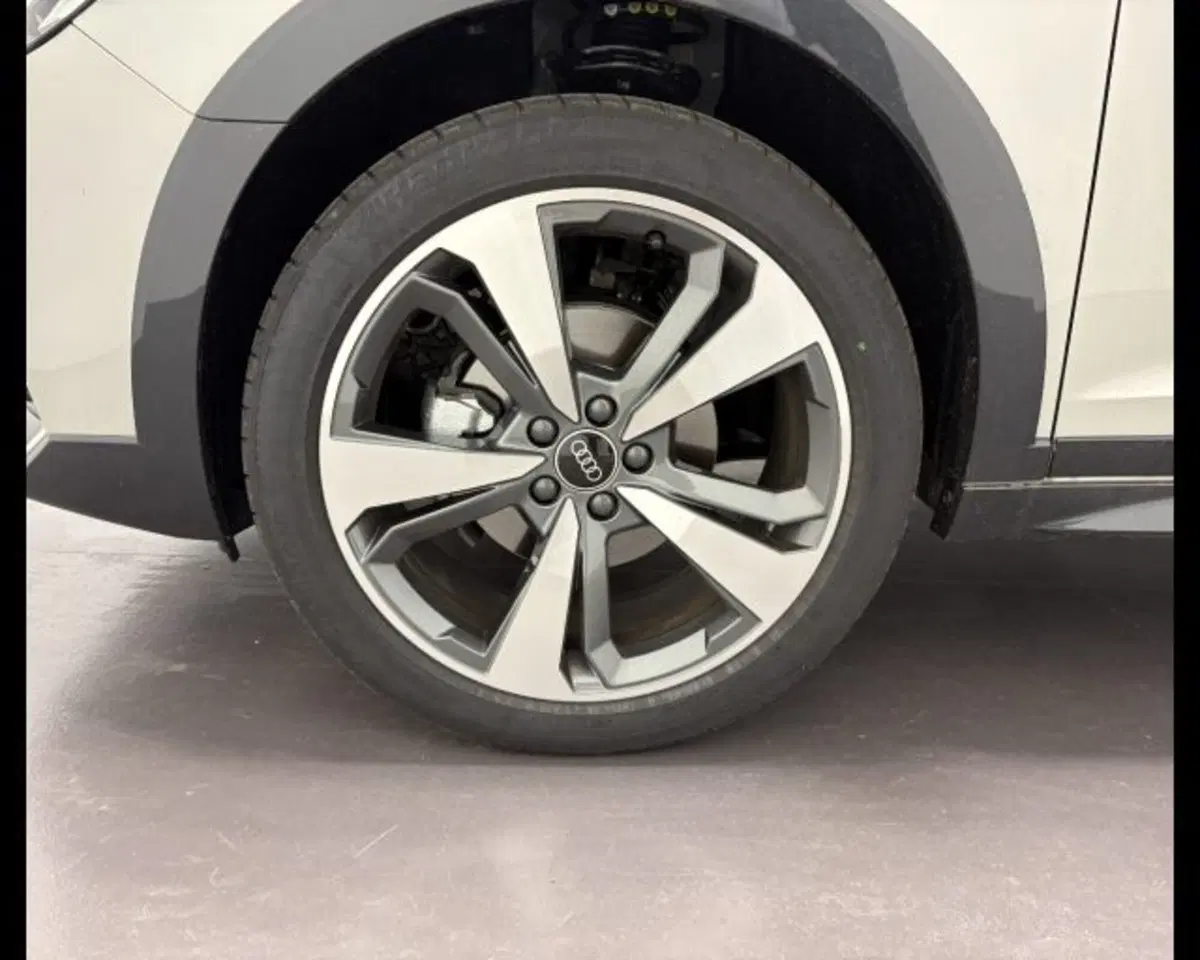 Audi A1 allstreet nuova a Treviso (11)
