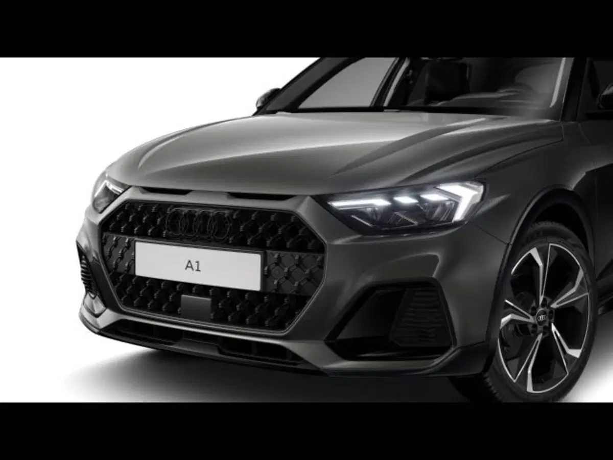 Audi A1 allstreet nuova a Treviso (4)