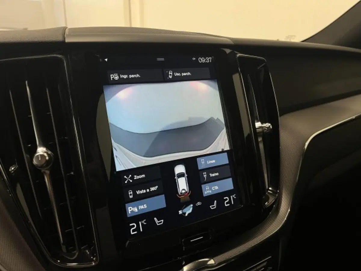 Volvo XC60 usata a Treviso (10)