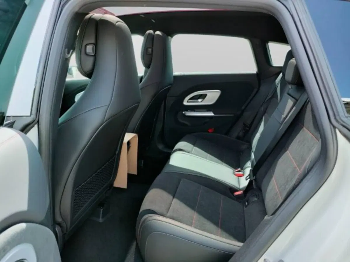 Mercedes-Benz CLA Shooting Brake nuova a Teramo (10)
