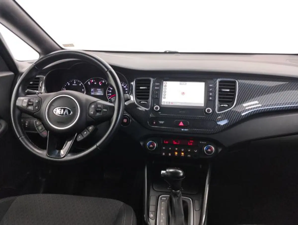 Kia Carens usata a Como (10)