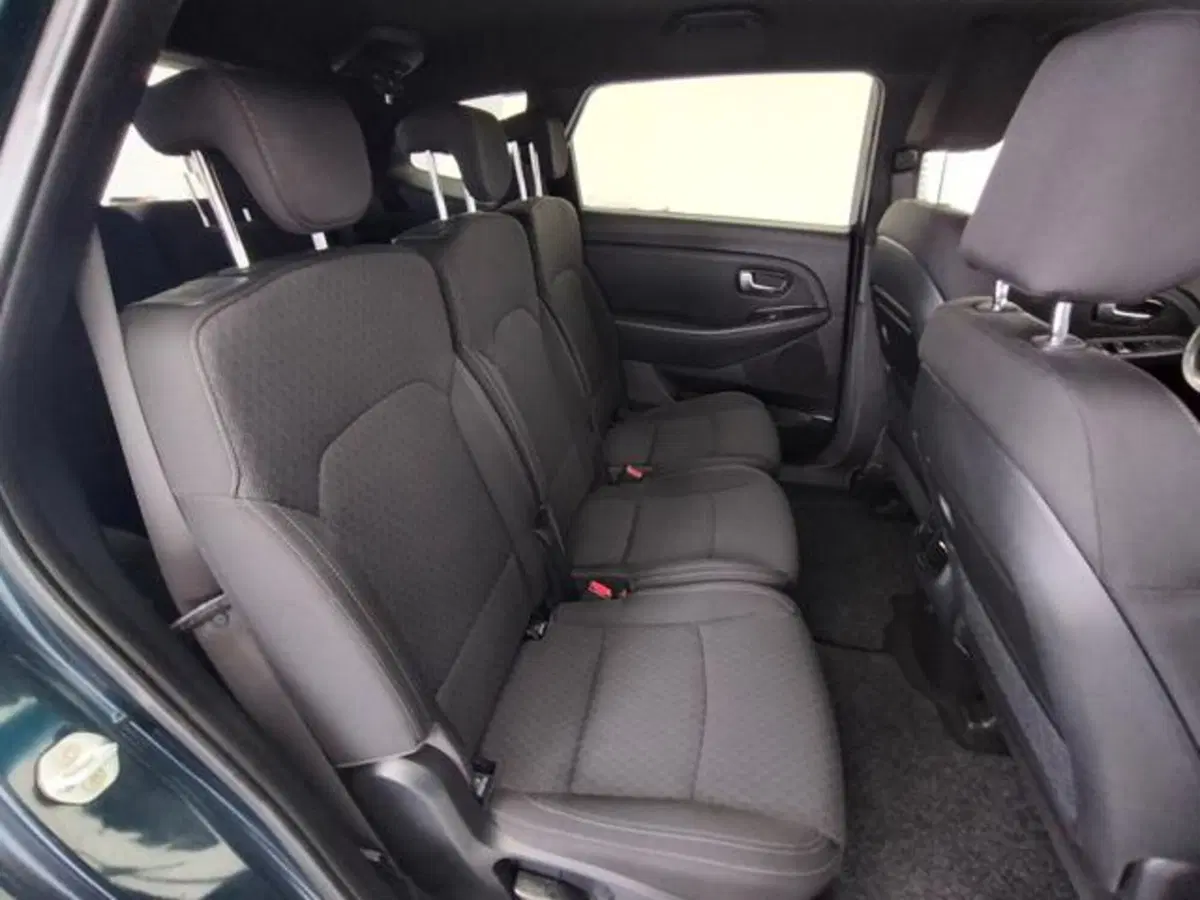 Kia Carens usata a Como (3)