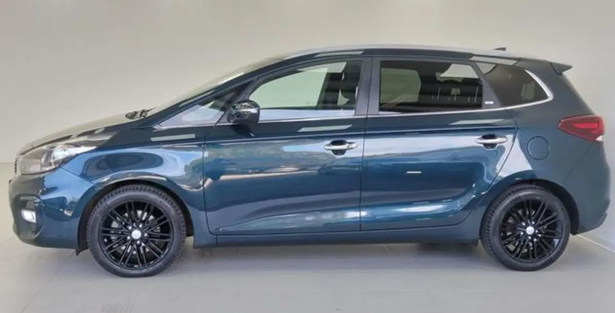 Kia Carens usata a Como (8)