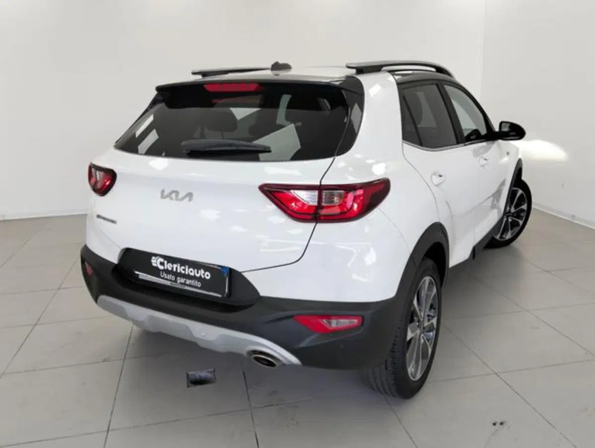 Kia Stonic usata a Como (2)