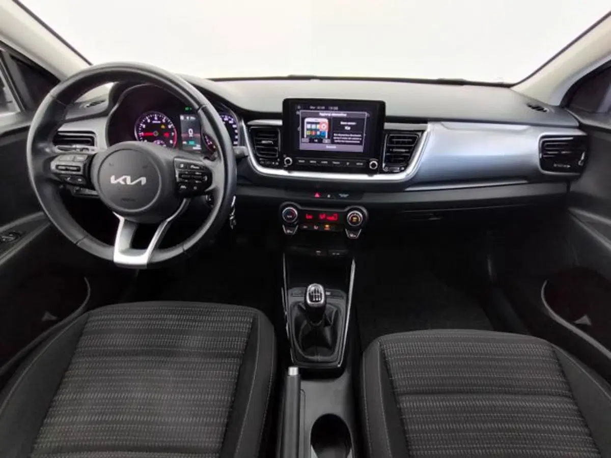 Kia Stonic usata a Como (4)