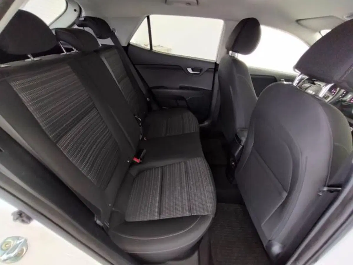 Kia Stonic usata a Como (5)