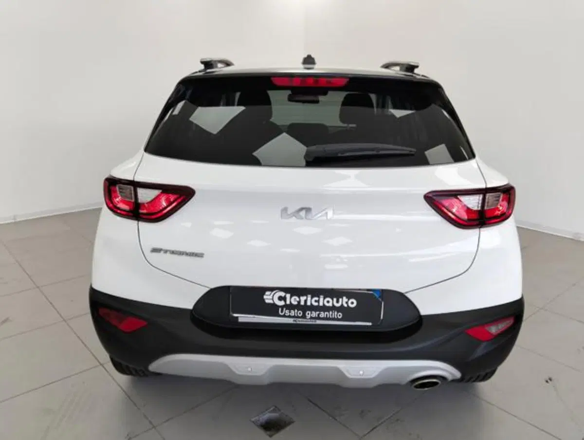 Kia Stonic usata a Como (7)