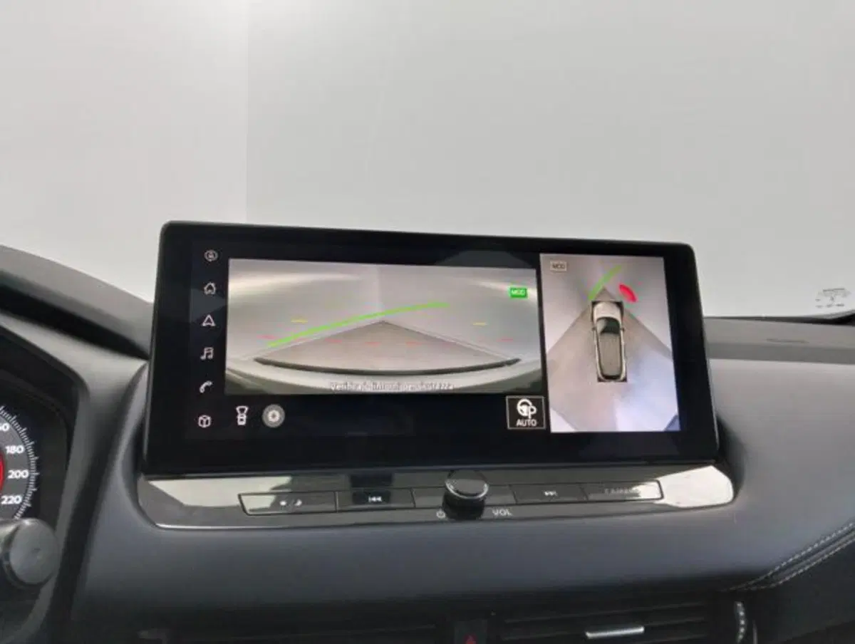 Nissan Qashqai usata a Como (12)