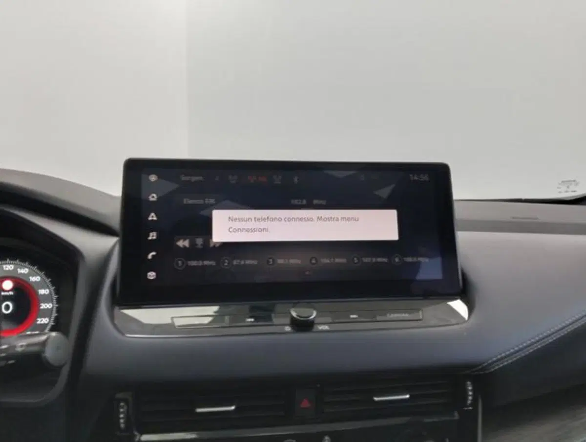 Nissan Qashqai usata a Como (16)