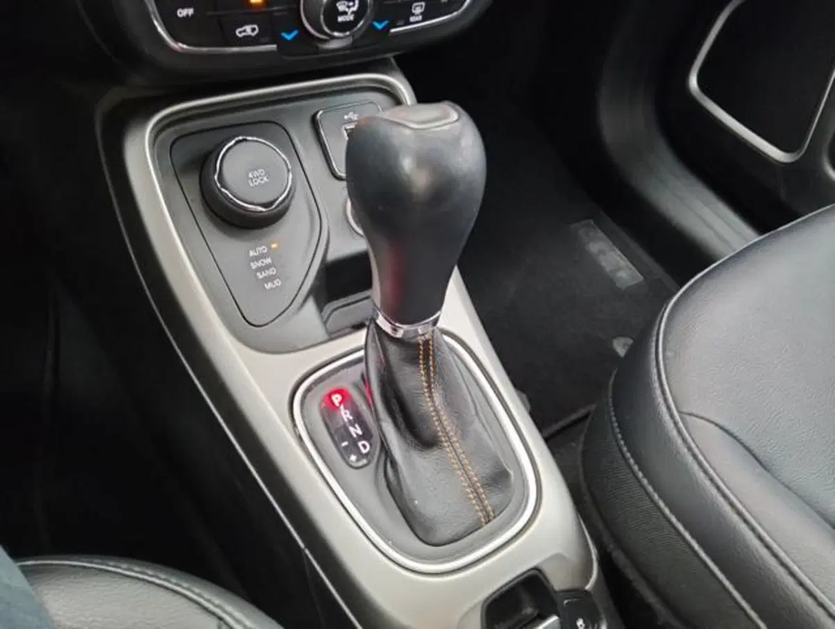 Jeep Compass usata a Como (19)