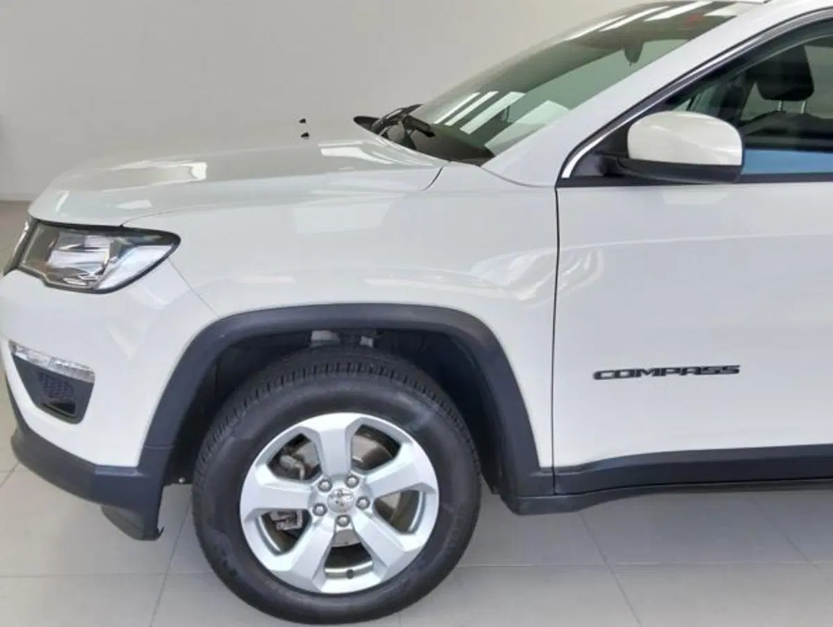 Jeep Compass usata a Como (9)