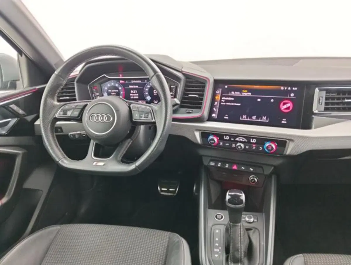 Audi A1 Sportback usata a Como (10)