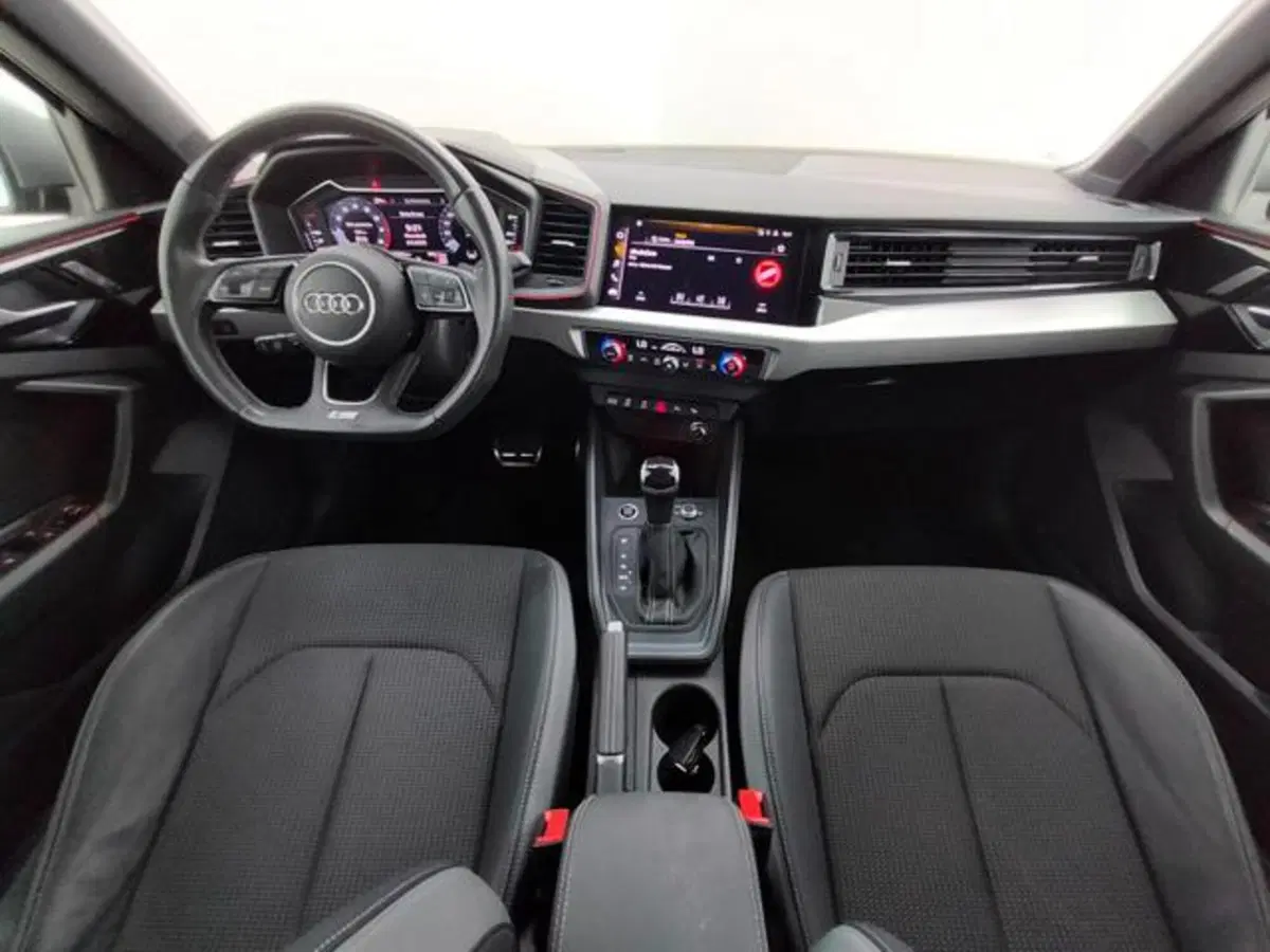 Audi A1 Sportback usata a Como (4)