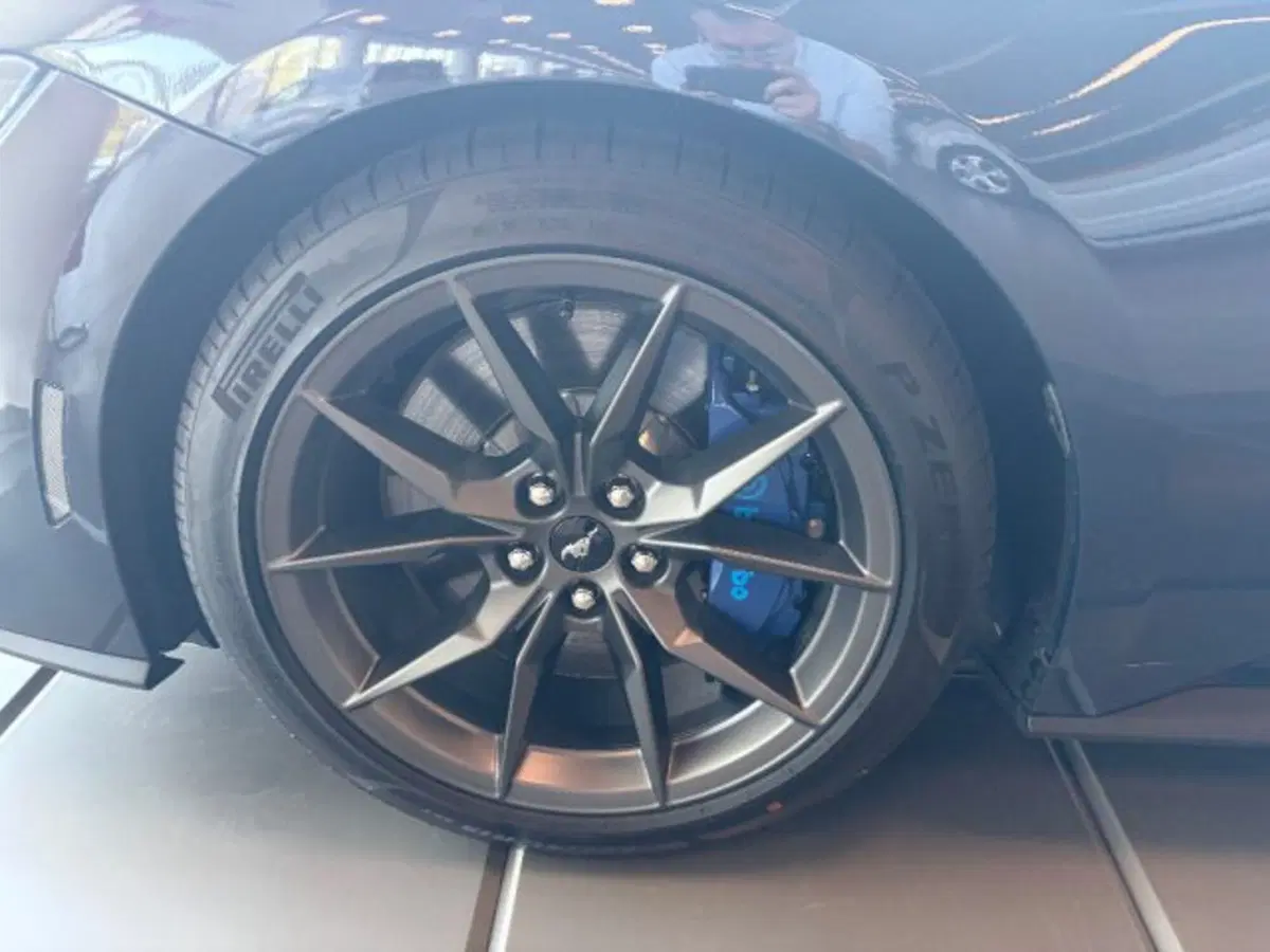 Ford Mustang Coupé nuova a Cuneo (13)