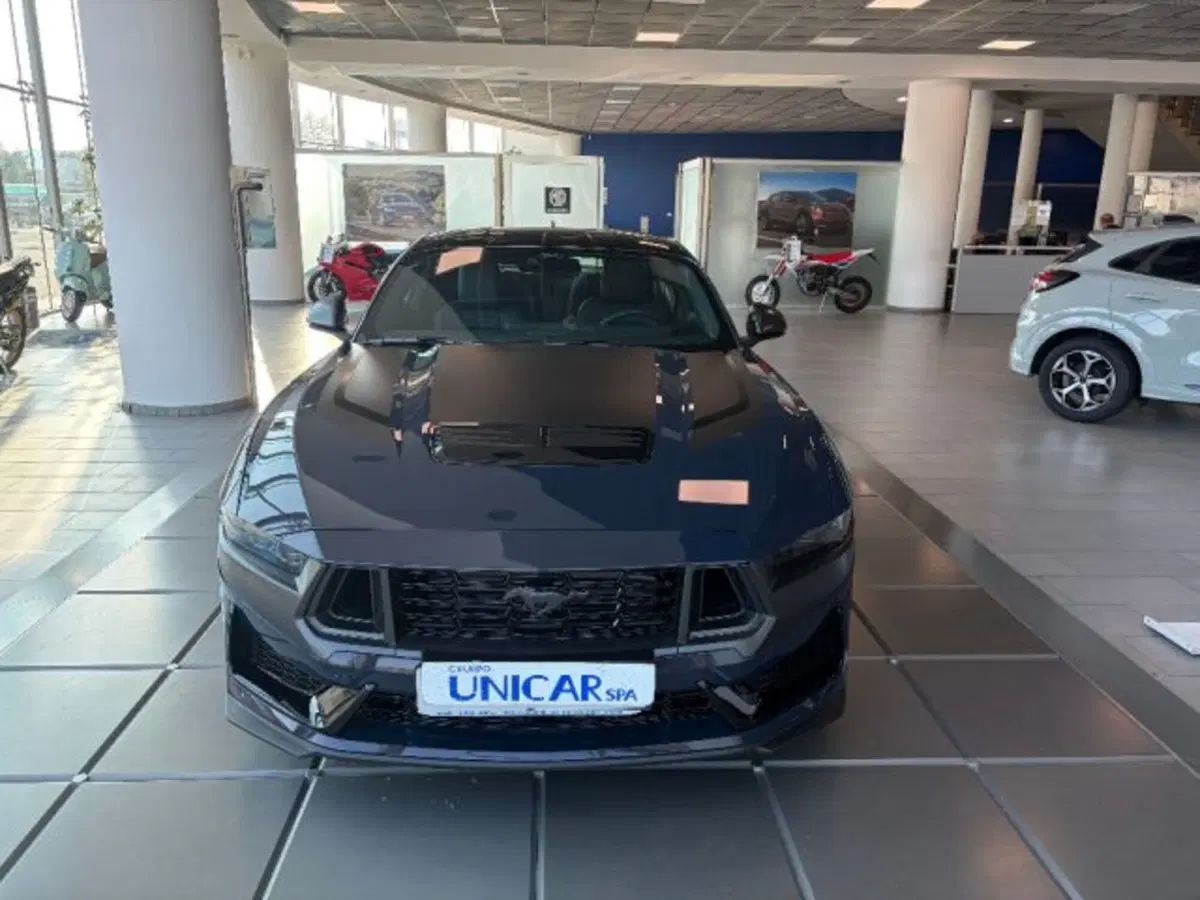 Ford Mustang Coupé nuova a Cuneo (3)