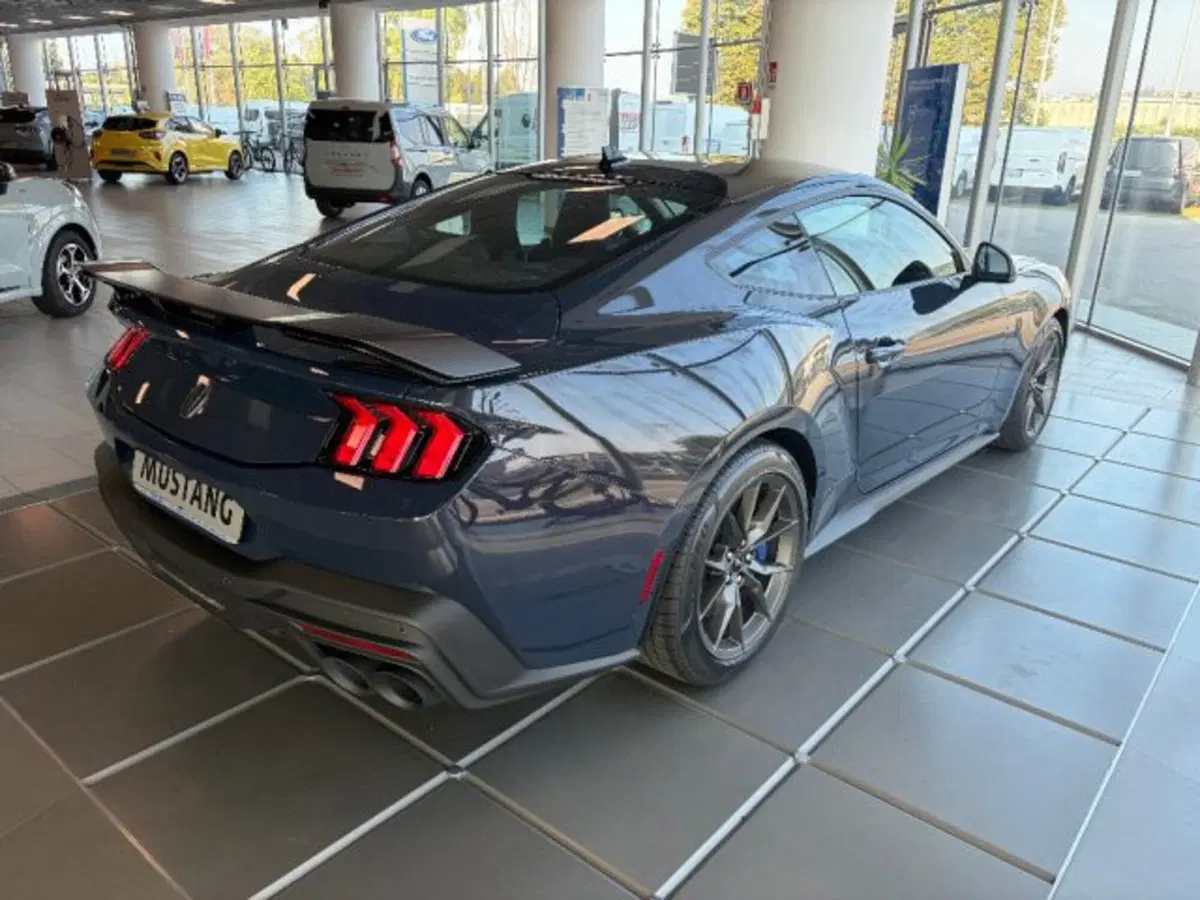 Ford Mustang Coupé nuova a Cuneo (4)