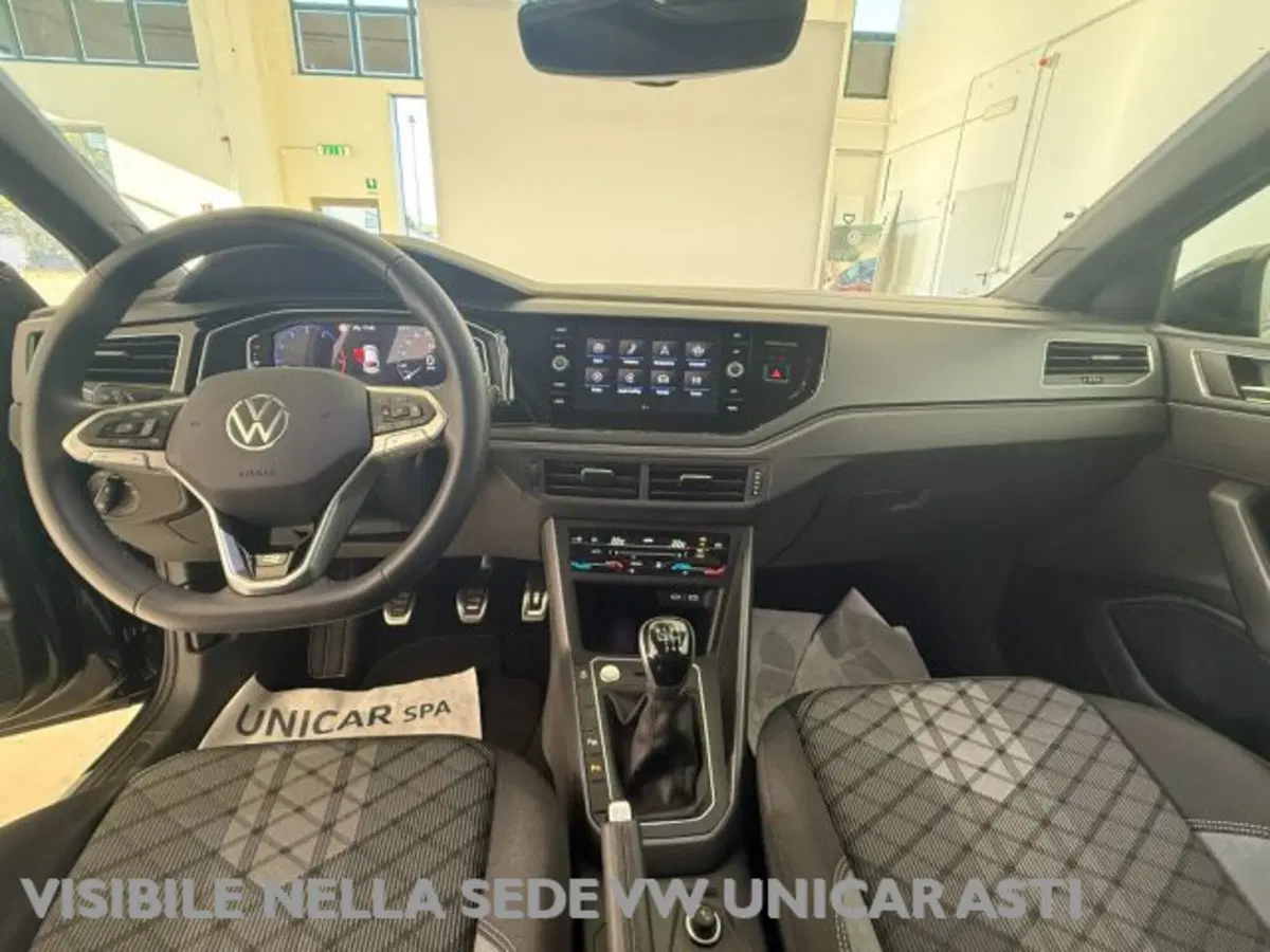 Volkswagen Taigo usata a Cuneo (13)
