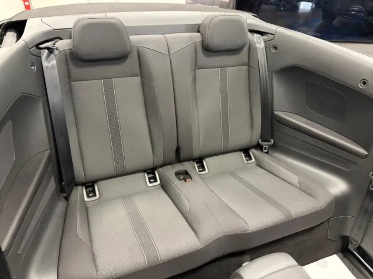 Volkswagen T-Roc Cabrio usata a Cuneo (14)