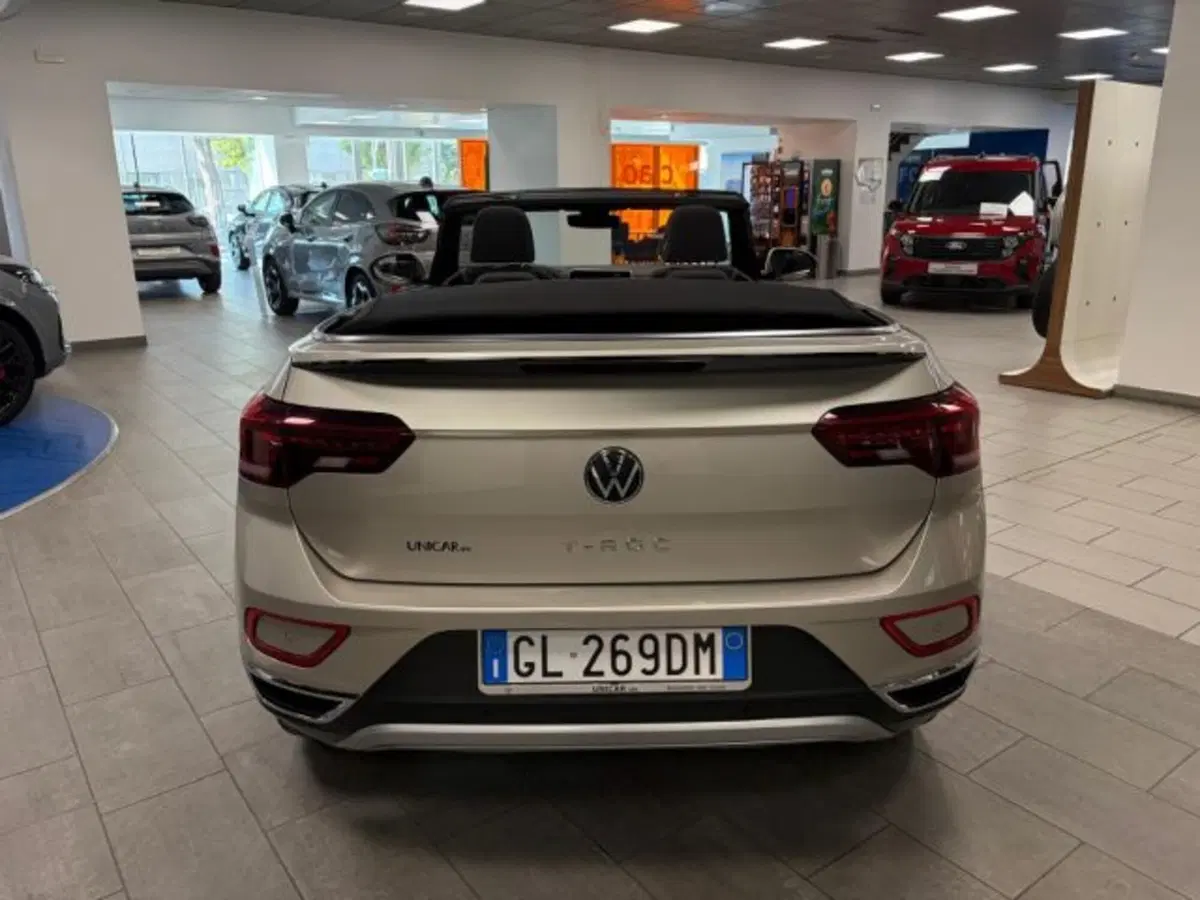 Volkswagen T-Roc Cabrio usata a Cuneo (8)