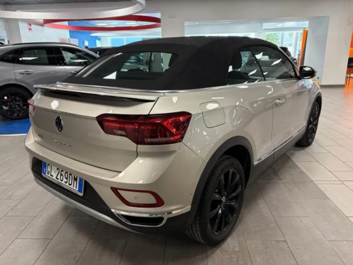 Volkswagen T-Roc Cabrio usata a Cuneo (9)