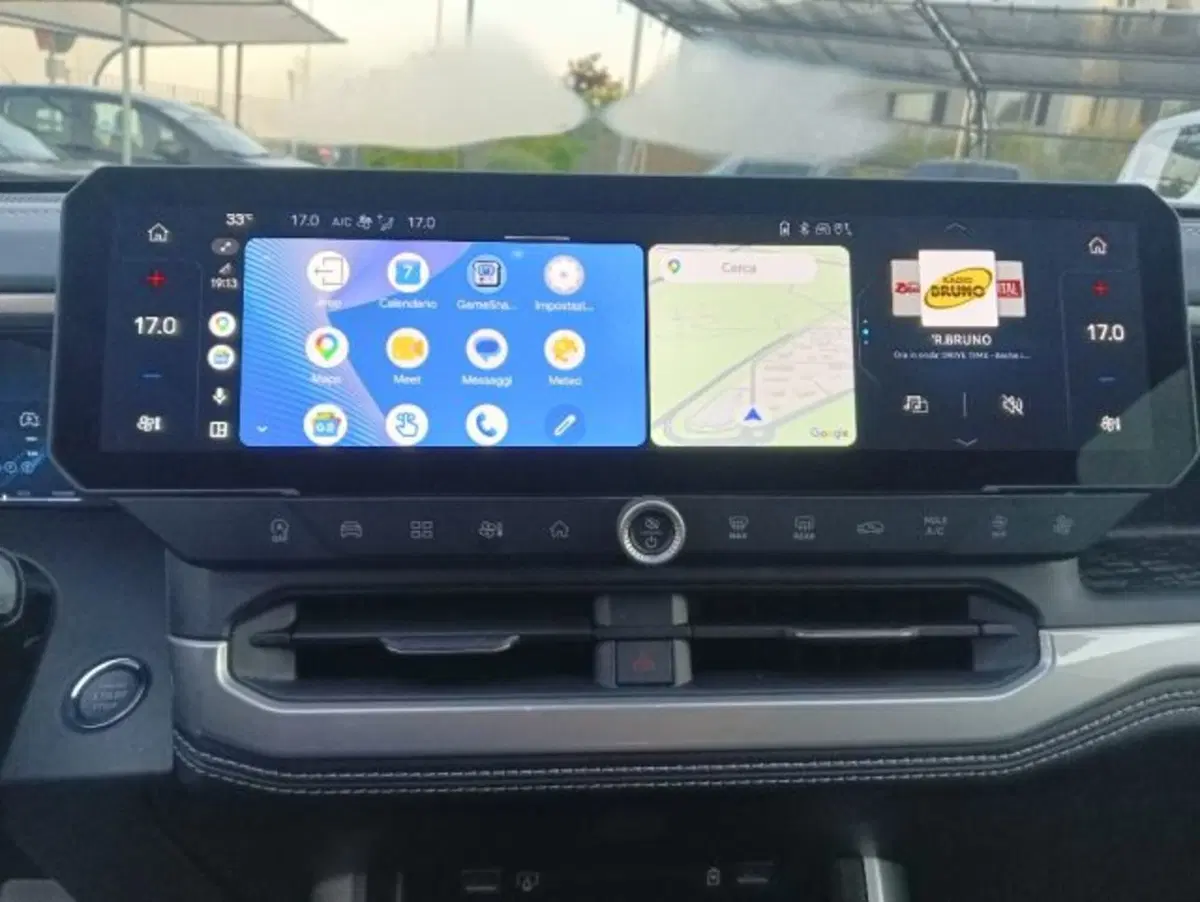 Jeep Compass nuova a Brescia (14)