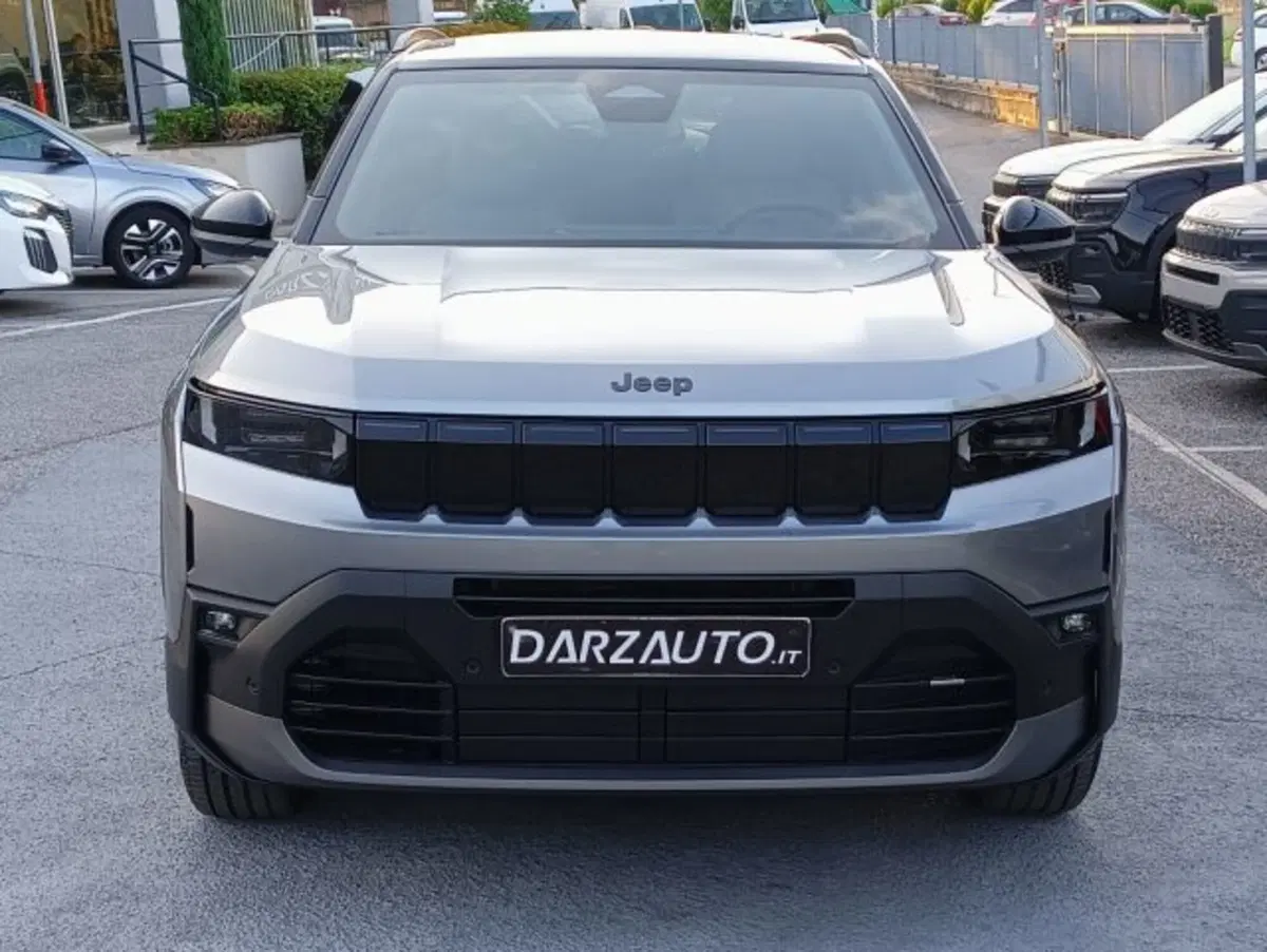Jeep Compass nuova a Brescia (2)