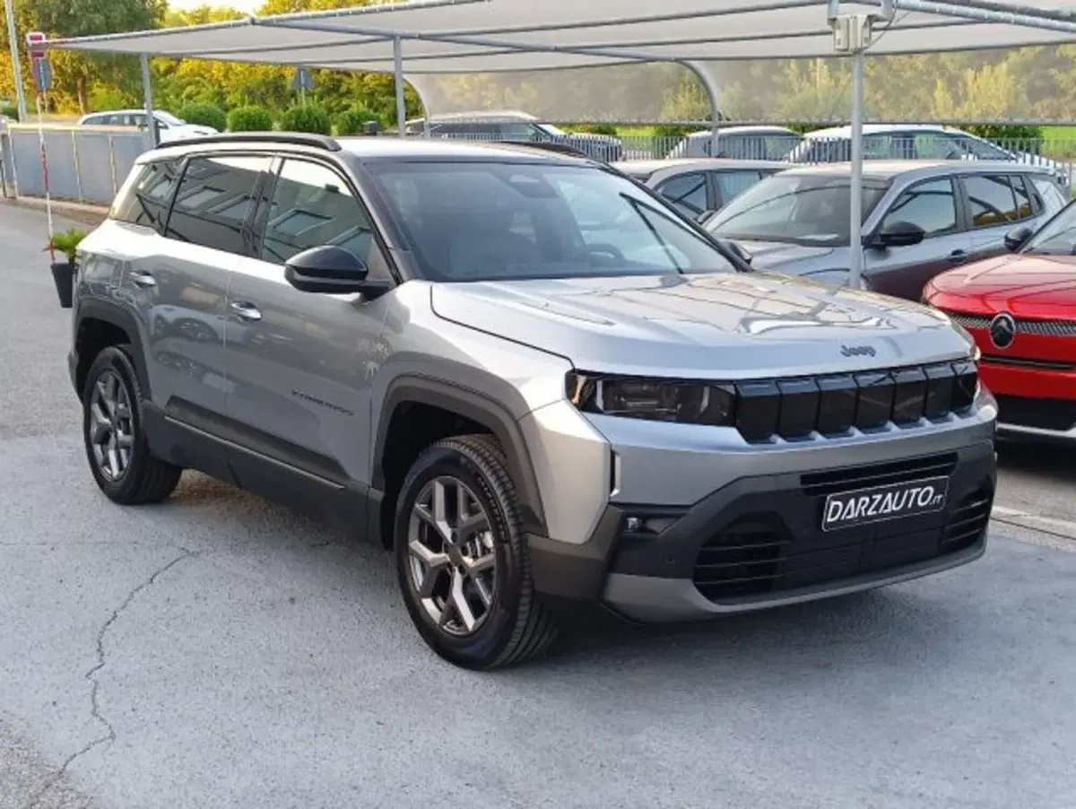 Jeep Compass nuova a Brescia (3)