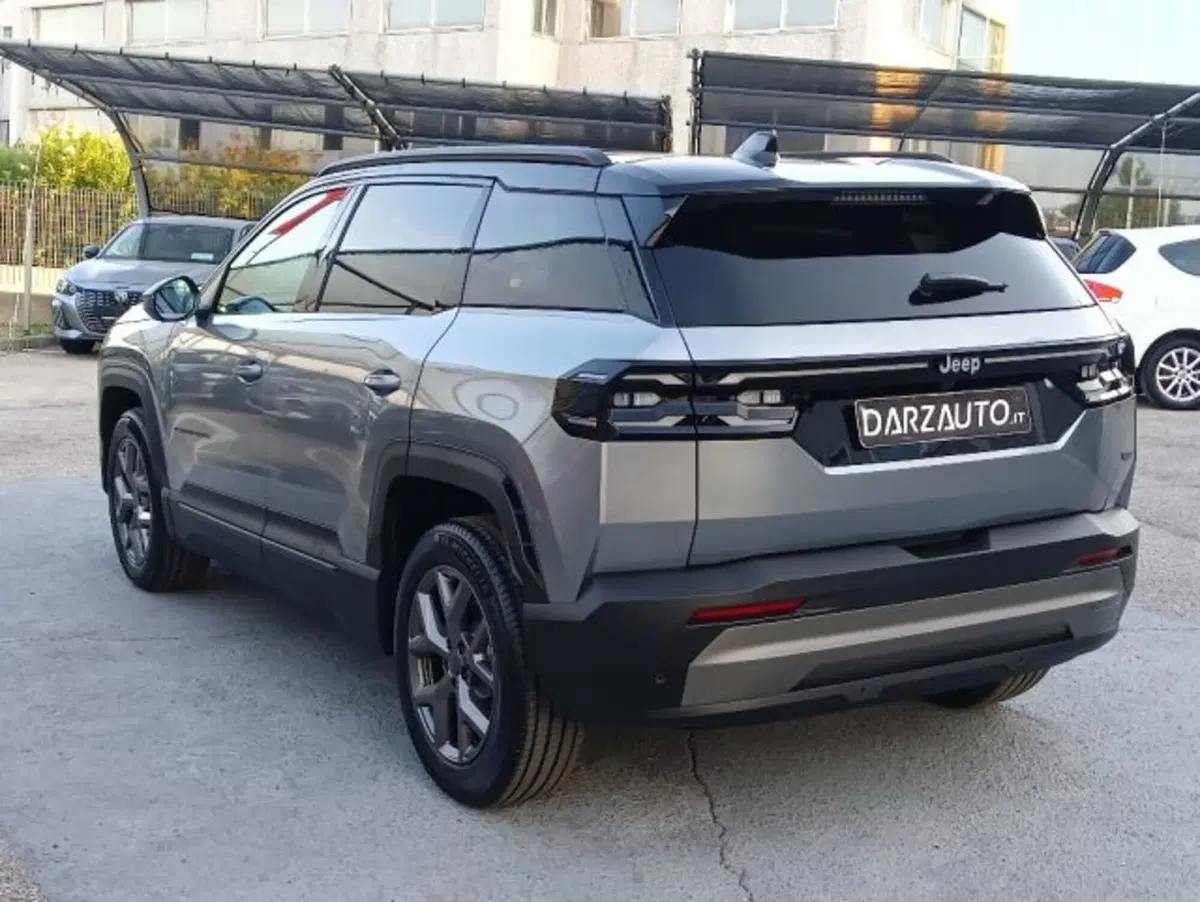 Jeep Compass nuova a Brescia (5)