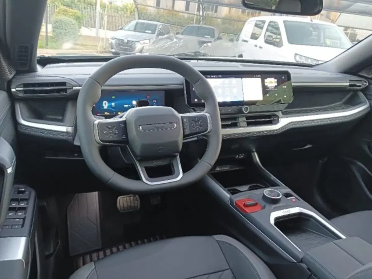 Jeep Compass nuova a Brescia (6)