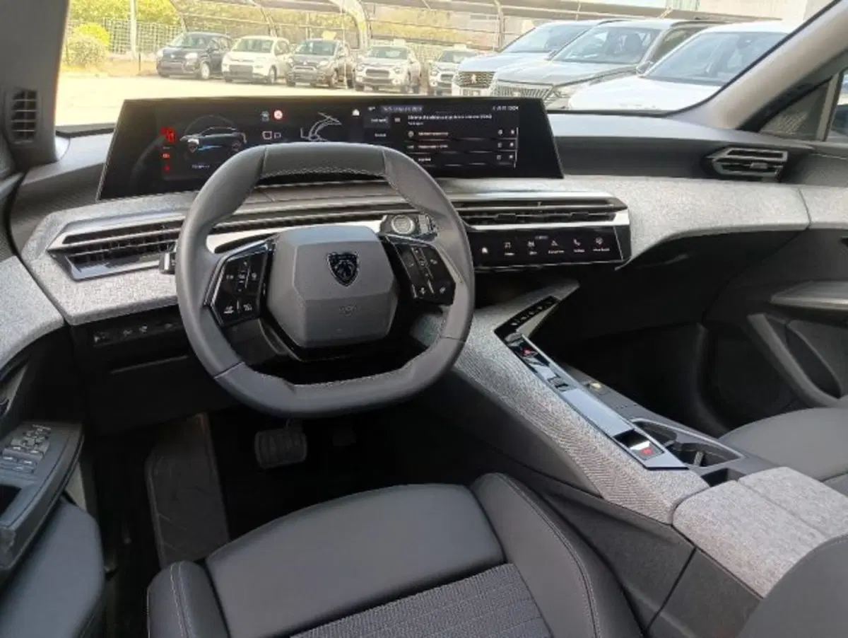 Peugeot 3008 nuova a Brescia (6)