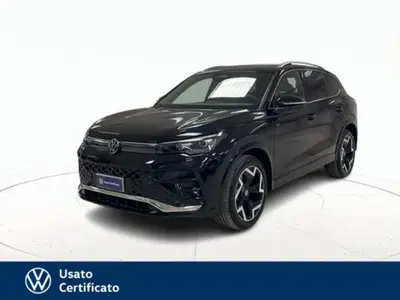 Volkswagen Tiguan 2.0 tdi R-Line 150cv dsg del 2025 usata a Arzignano