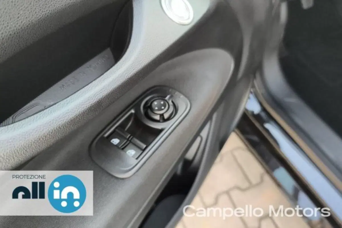 Fiat 500 nuova a Venezia (11)
