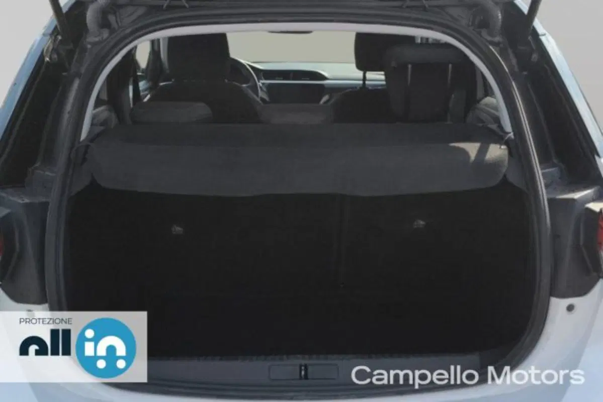 Opel Corsa usata a Venezia (15)