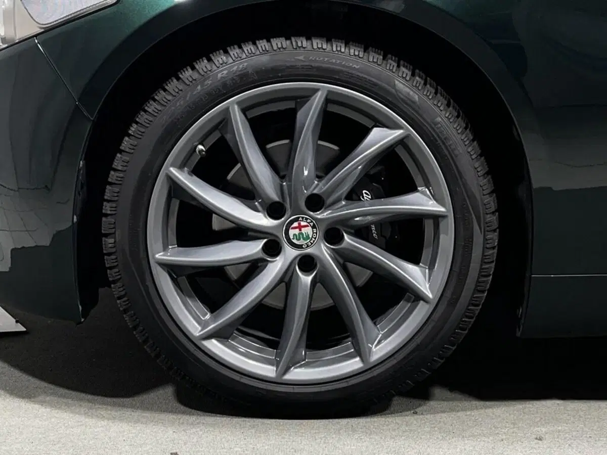 Alfa Romeo Giulia usata a Sondrio (9)